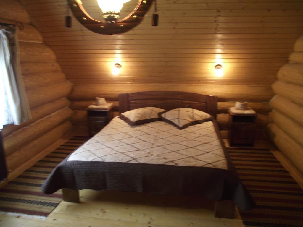 Cabana Piatra Runcului Vatra Moldoviţei Εξωτερικό φωτογραφία