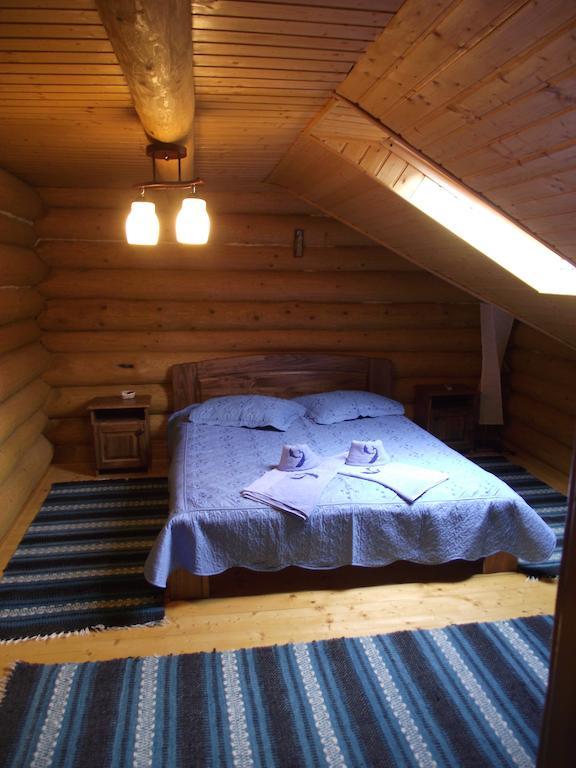 Cabana Piatra Runcului Vatra Moldoviţei Εξωτερικό φωτογραφία